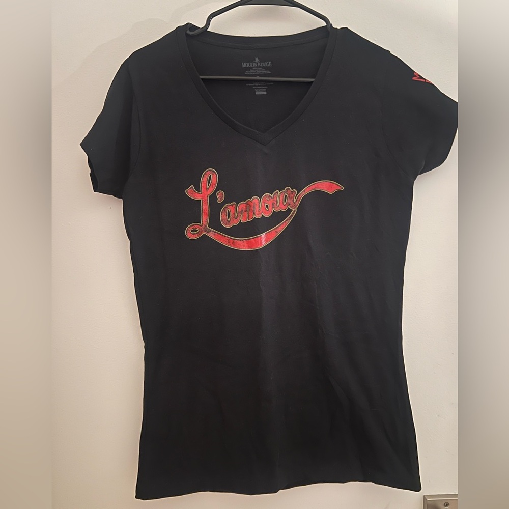L'Amour Black Tee with Red Design